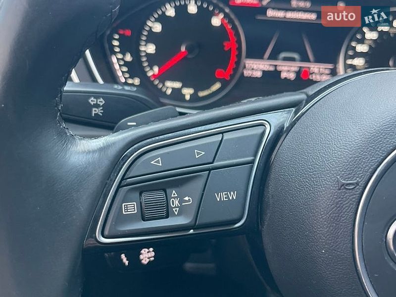 Седан Audi A4 2021 в Стрые