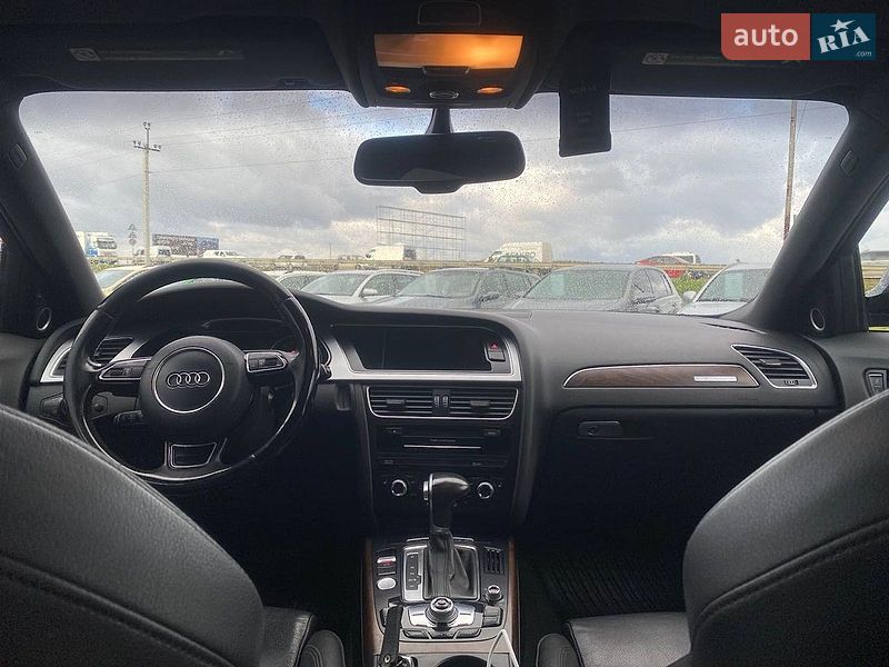 Универсал Audi A4 2015 в Львове