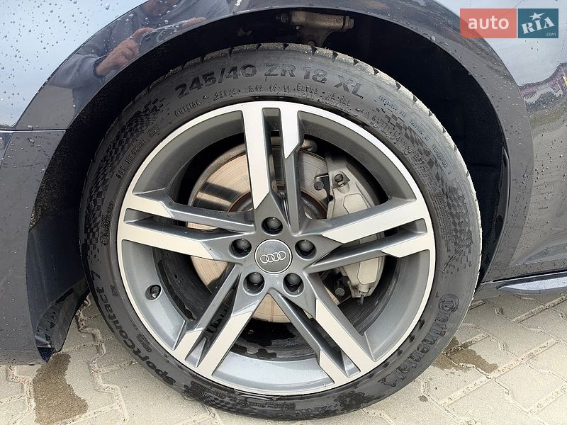 Седан Audi A4 2017 в Львове