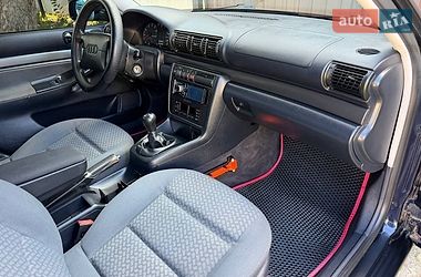 Седан Audi A4 1997 в Дрогобичі
