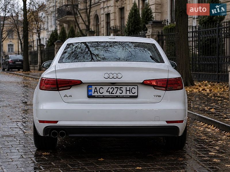 Седан Audi A4 2017 в Луцьку