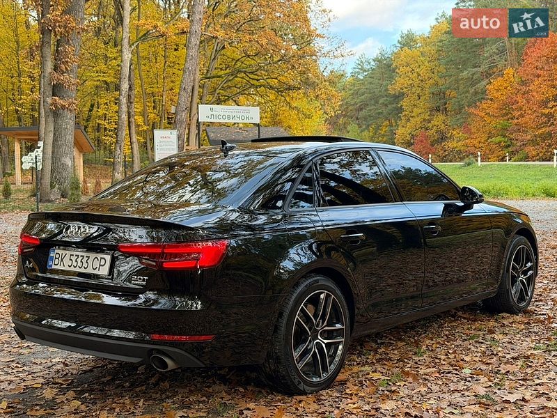 Седан Audi A4 2016 в Радивиліві