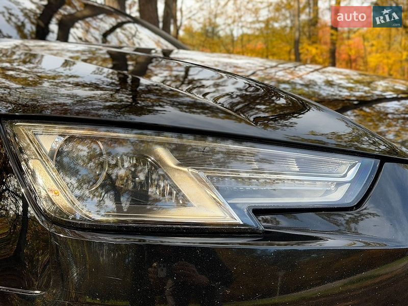 Седан Audi A4 2016 в Радивиліві