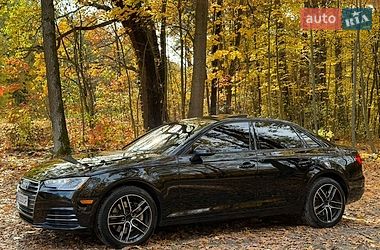 Седан Audi A4 2016 в Радивиліві