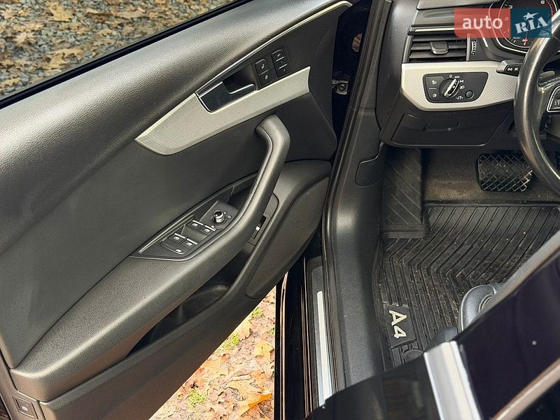 Седан Audi A4 2016 в Радивиліві