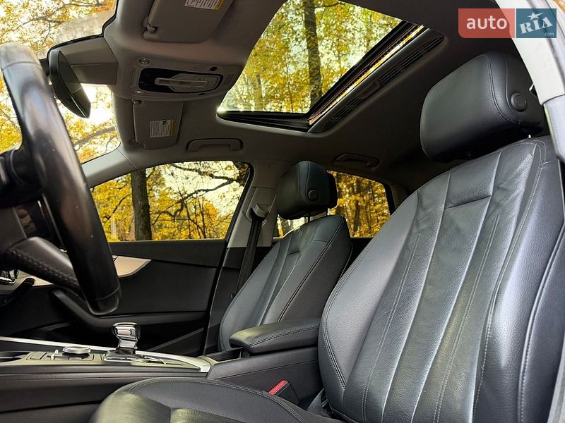 Седан Audi A4 2016 в Радивиліві