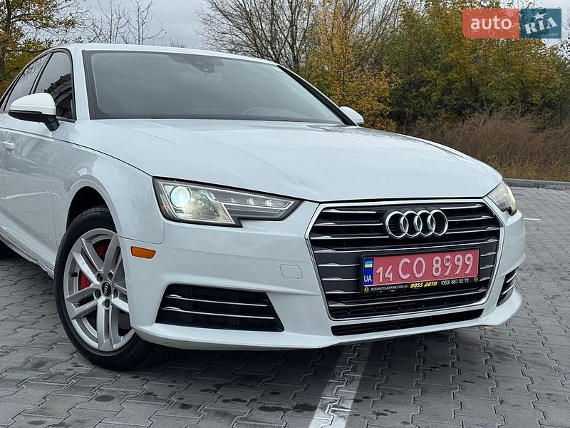 Седан Audi A4 2016 в Хмельницком