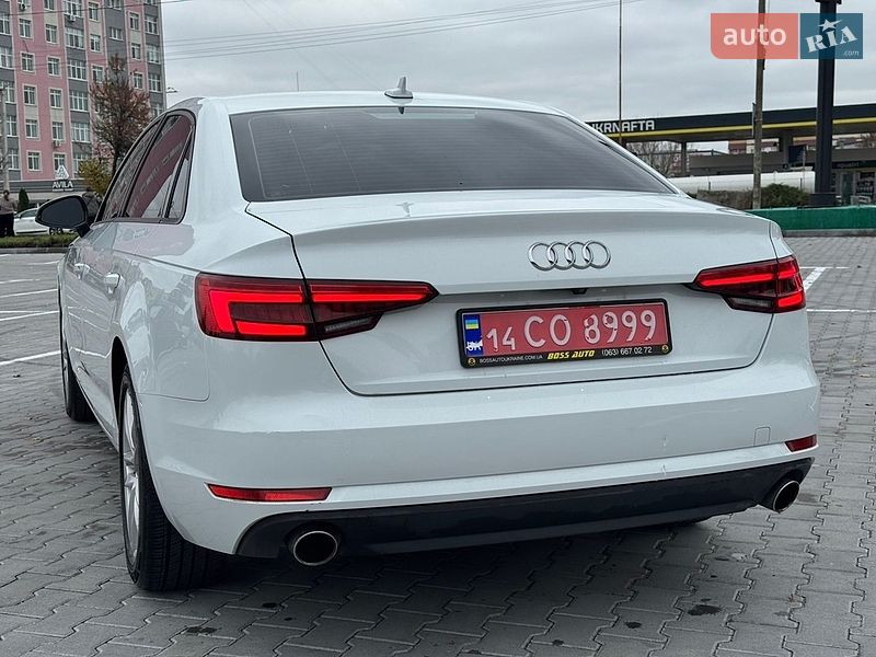 Седан Audi A4 2016 в Хмельницком
