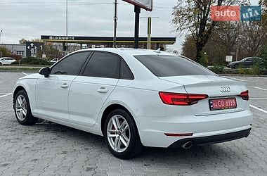 Седан Audi A4 2016 в Хмельницком