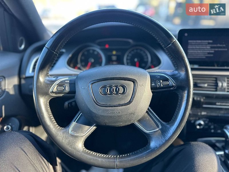Универсал Audi A4 2013 в Львове