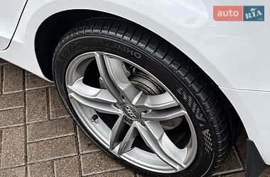 Универсал Audi A4 2014 в Киеве