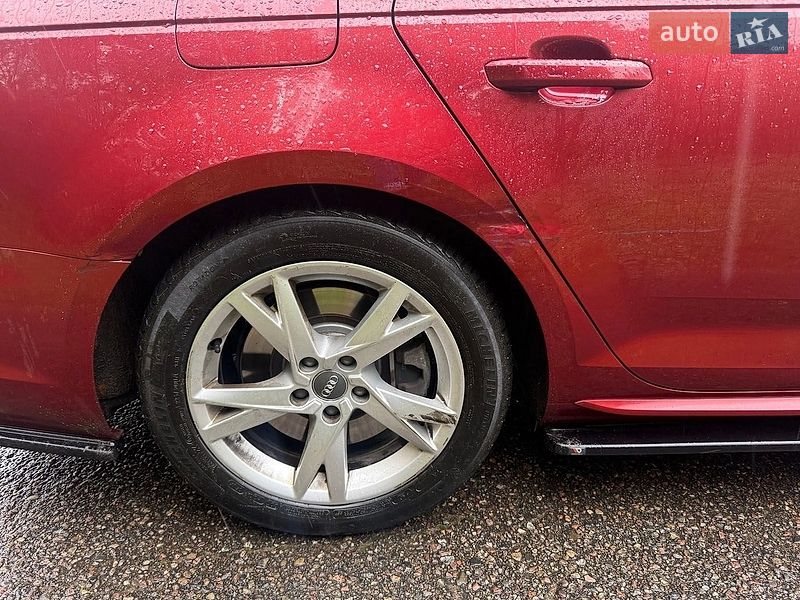 Седан Audi A4 2018 в Киеве
