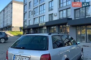 Универсал Audi A4 1997 в Новояворовске