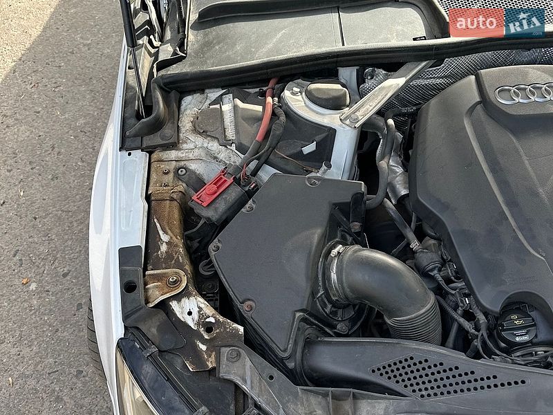 Седан Audi A4 2015 в Полтаве