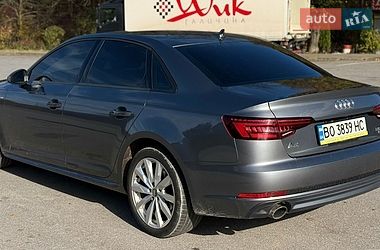 Седан Audi A4 2018 в Івано-Франківську
