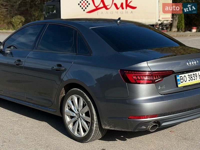 Седан Audi A4 2018 в Івано-Франківську