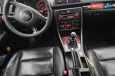 Седан Audi A4 2001 в Первомайске