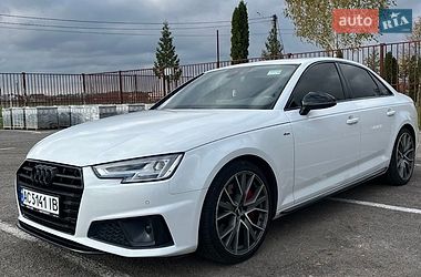 Седан Audi A4 2018 в Луцьку