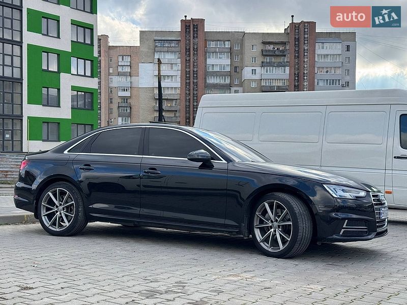 Седан Audi A4 2017 в Тернополі