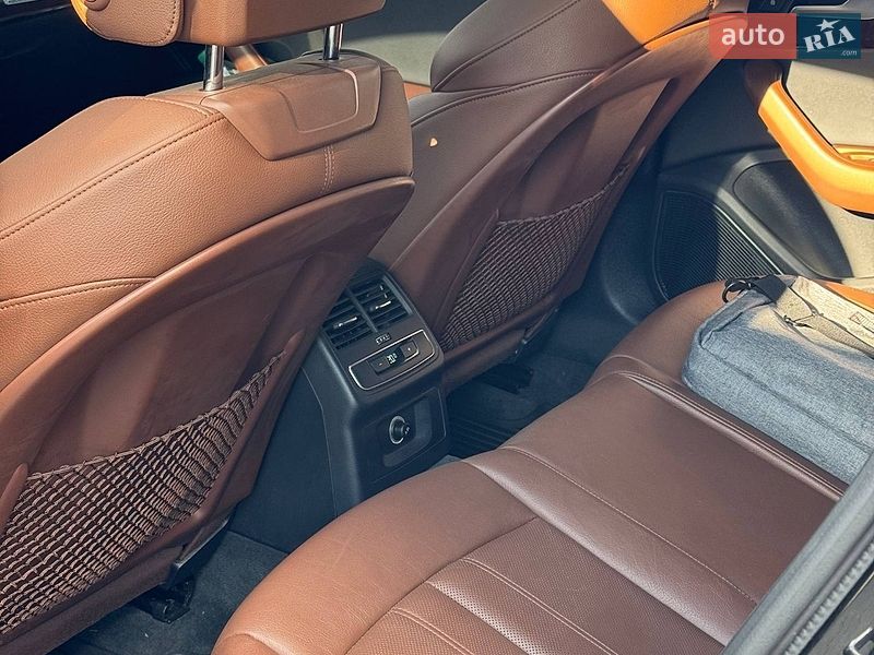 Седан Audi A4 2017 в Тернополі