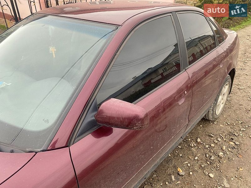 Седан Audi A4 1997 в Рогатині
