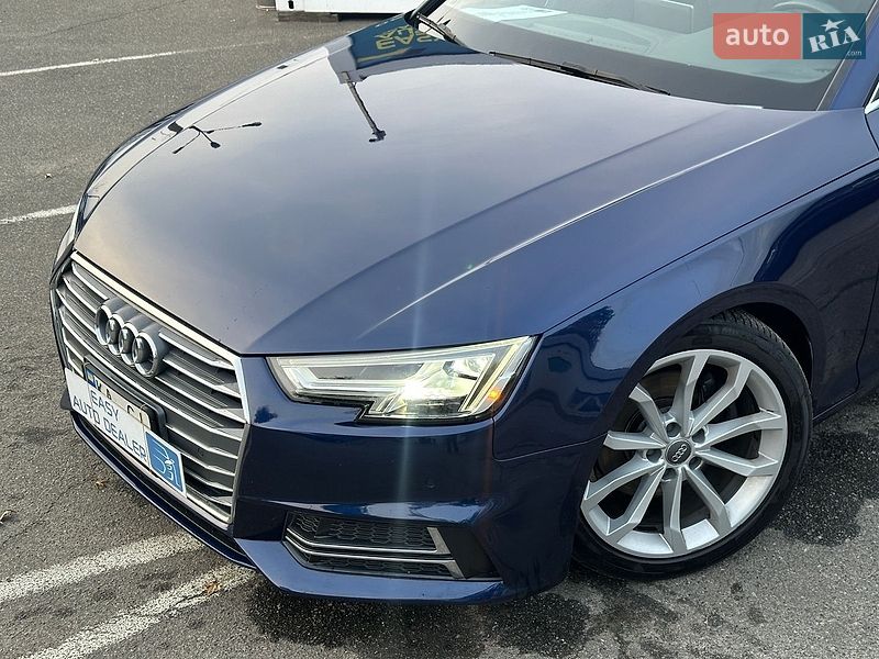 Седан Audi A4 2019 в Киеве