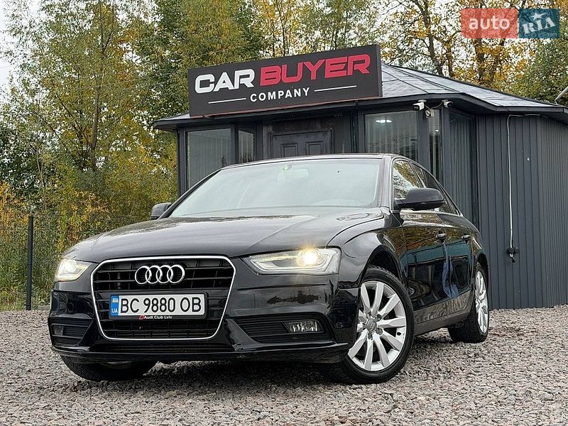 Седан Audi A4 2013 в Винниках