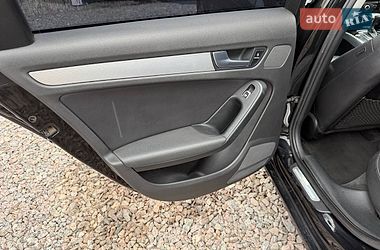 Седан Audi A4 2013 в Винниках