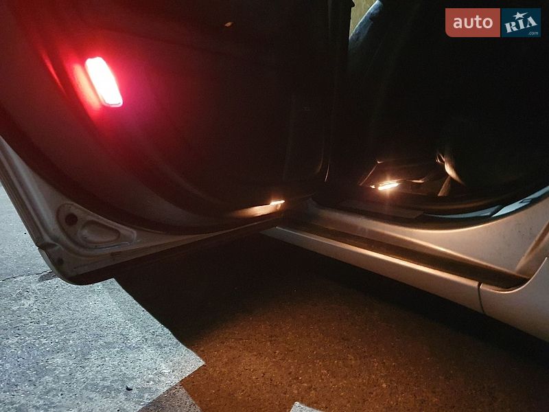 Универсал Audi A4 2005 в Киеве