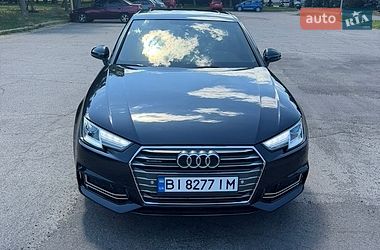 Седан Audi A4 2018 в Кременчуге
