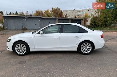 Седан Audi A4 2011 в Прилуках