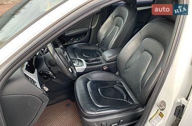 Седан Audi A4 2011 в Прилуках