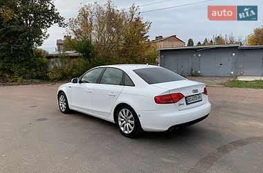 Седан Audi A4 2011 в Прилуках
