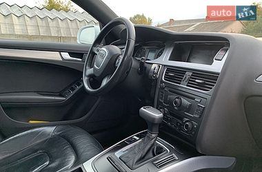Седан Audi A4 2011 в Прилуках