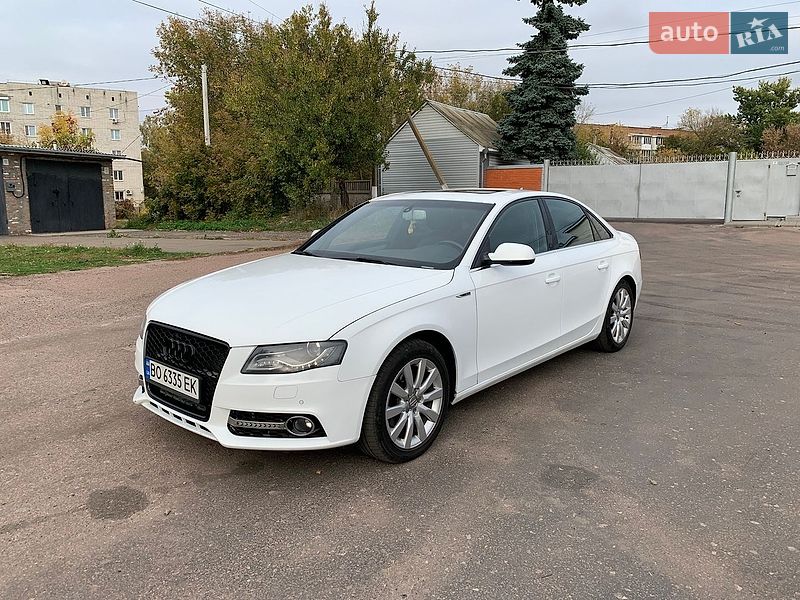 Седан Audi A4 2011 в Прилуках