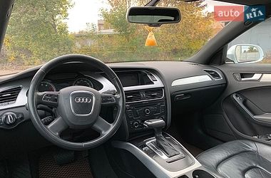 Седан Audi A4 2011 в Прилуках