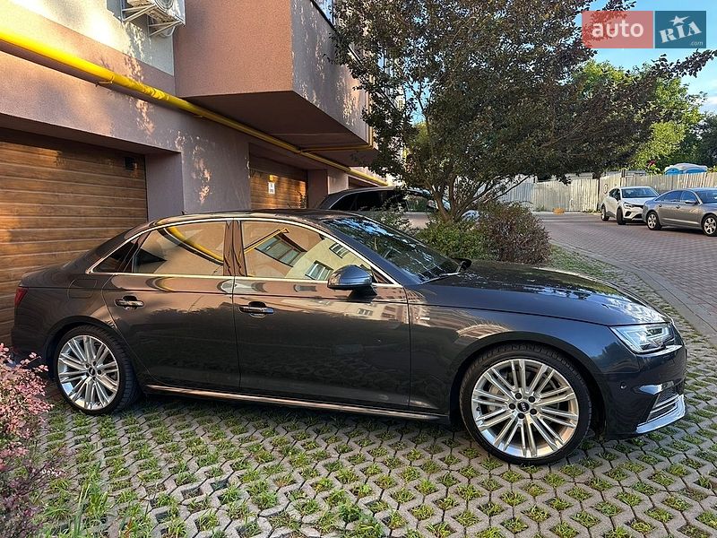 Седан Audi A4 2017 в Львове