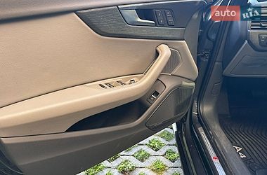 Седан Audi A4 2017 в Львове