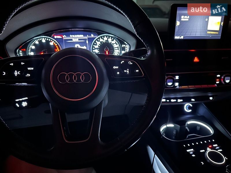 Седан Audi A4 2017 в Львове