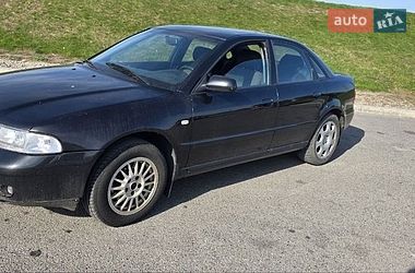 Седан Audi A4 1999 в Днепре