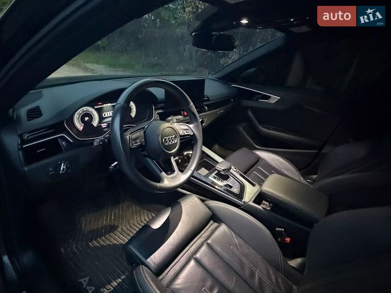 Седан Audi A4 2021 в Запорожье