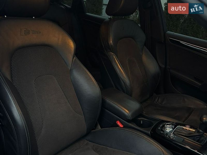 Седан Audi A4 2015 в Івано-Франково