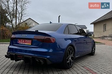 Седан Audi A4 2015 в Івано-Франково