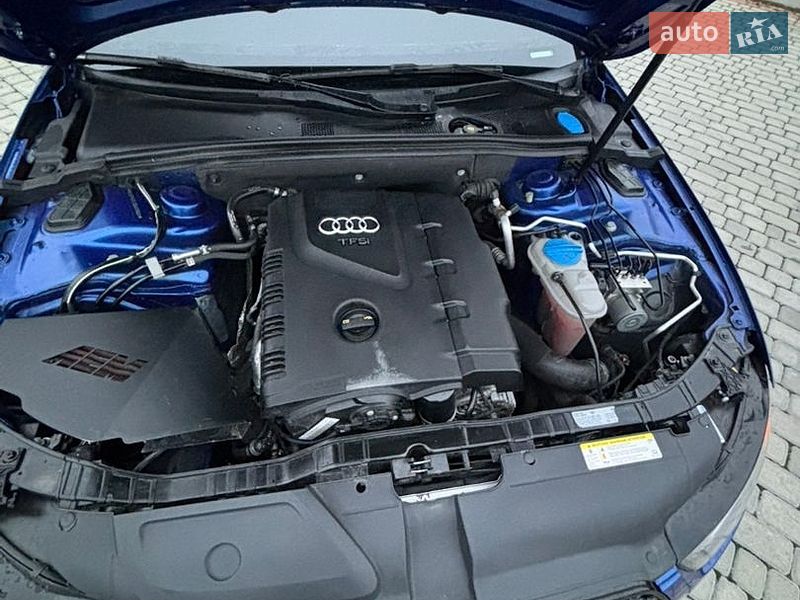 Седан Audi A4 2015 в Івано-Франково