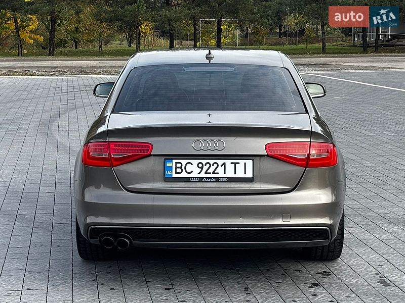 Седан Audi A4 2013 в Миколаєві
