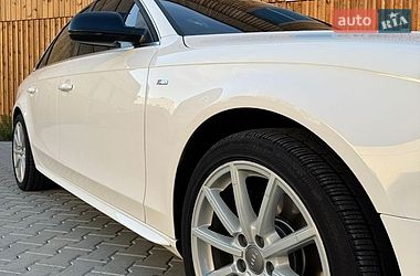 Седан Audi A4 2015 в Львові