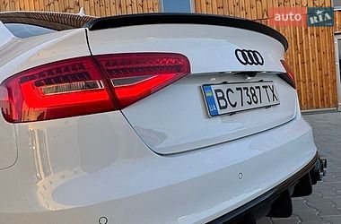 Седан Audi A4 2015 в Львові