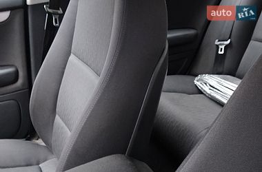Седан Audi A4 2006 в Измаиле