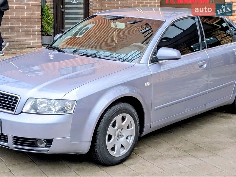 Седан Audi A4 2004 в Калуше