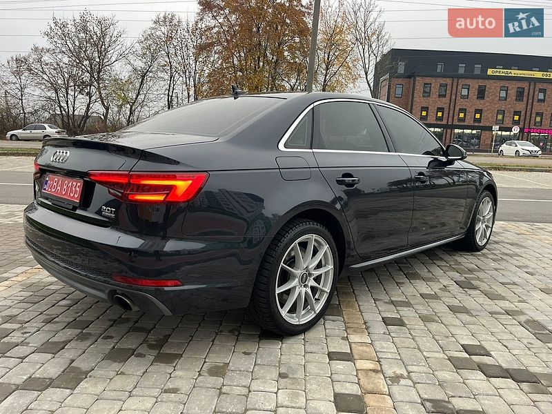 Седан Audi A4 2017 в Виннице